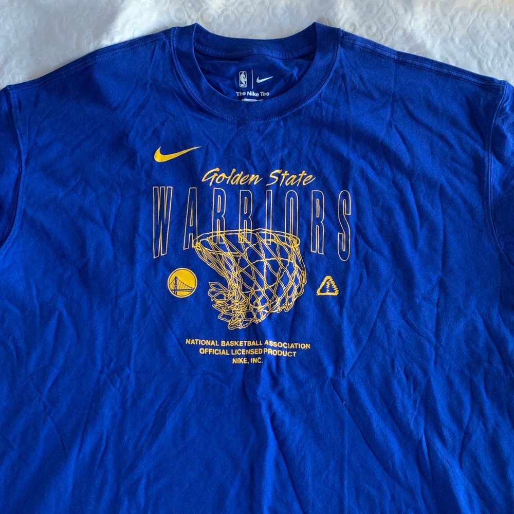 Men’s 2XL t shirt